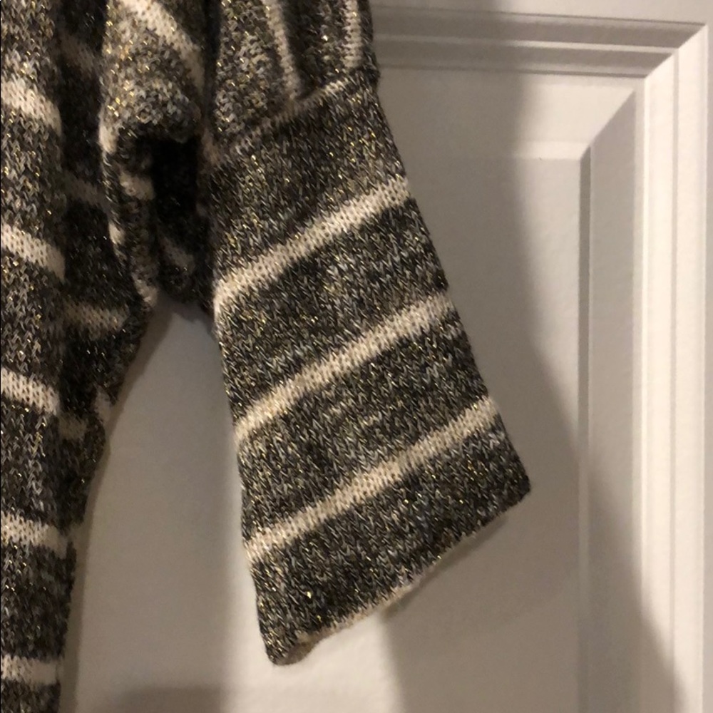 American Rag top - Picture 4 of 8